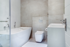 apartment-bath-bathroom-1457847