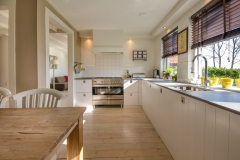 apartment-blinds-cabinets-349749